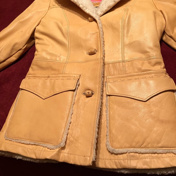 Vintage Ms. Pioneer western leather coat, size 10, detailed stitching. - Picture 16 of 16